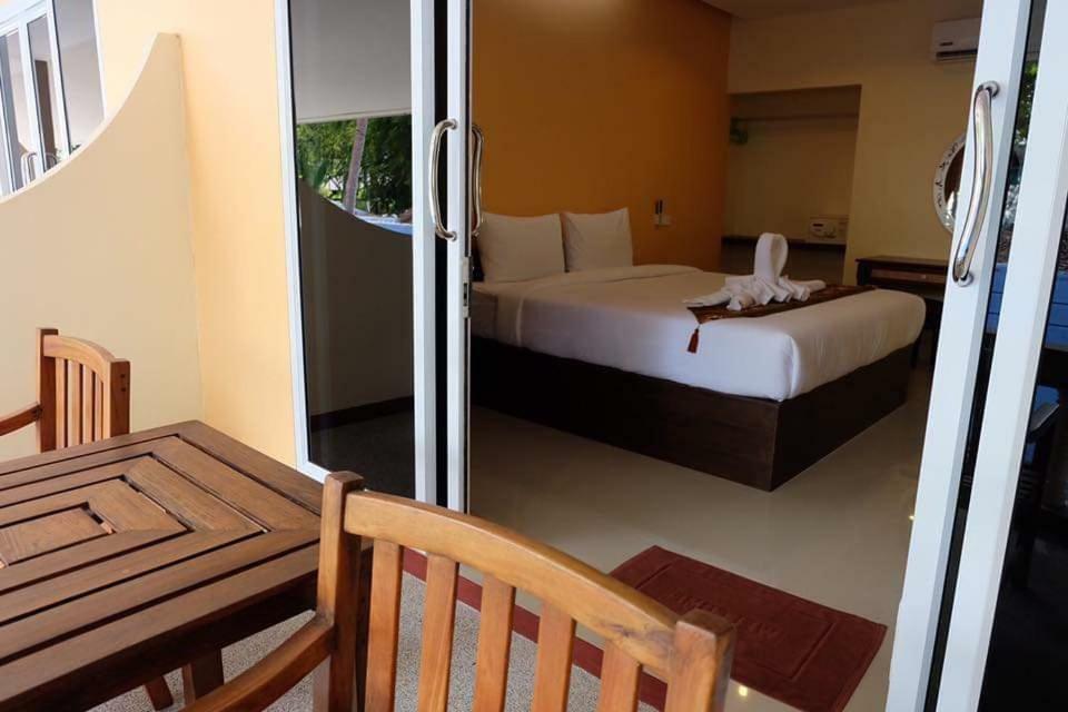 Family Guesthouse Chaweng Esterno foto